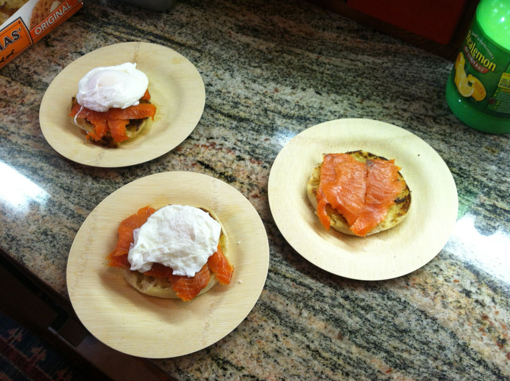 Eggs Benedict with Smoked Salmon and Hash Browns